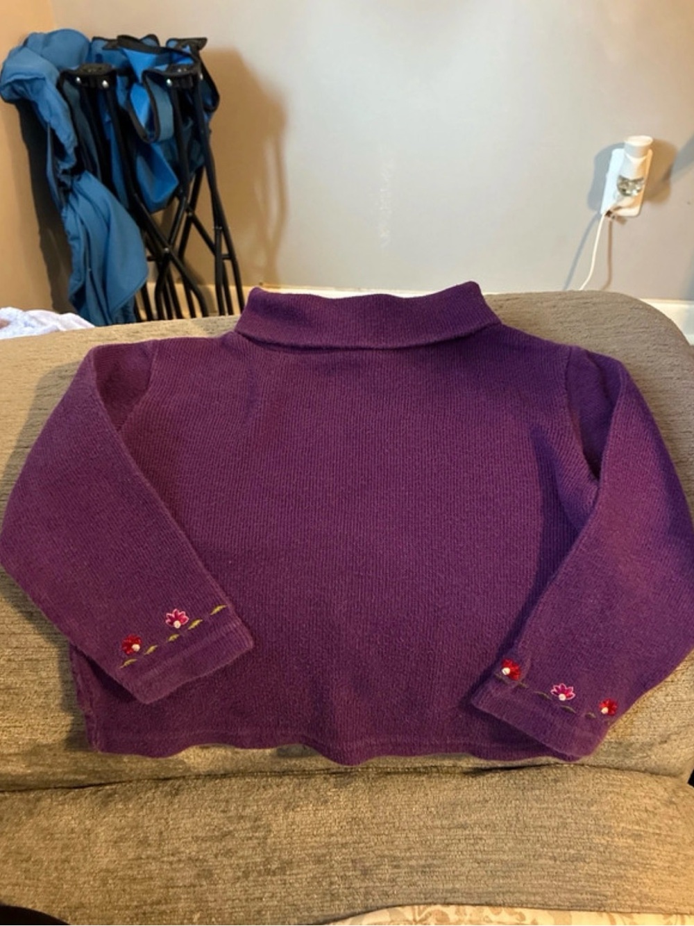 Rare Vjntage Kids 18 months Purple Turtleneck Knit Sweater with Floral Cuff
